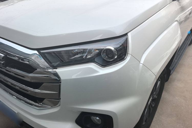 Used JMC Yuhu 7 2023 2.0T Automatic Gasoline 4x4 Comfort Edition Standard Wheelbase Left Front Headlight