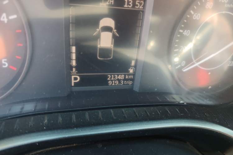 Used JMC Yuhu 7  Odometer Close Up