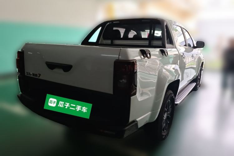 Used JMC Yuhu 7 2023 2.0T Automatic Diesel Two-Wheel Drive Comfort Version Standard Wheelbase Rear Right 45 Deg