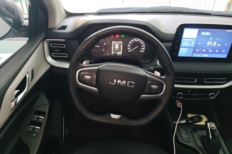 Used JMC Yuhu 7 2023 2.0T Automatic Diesel Two-Wheel Drive Comfort Version Standard Wheelbase Steering Wheel