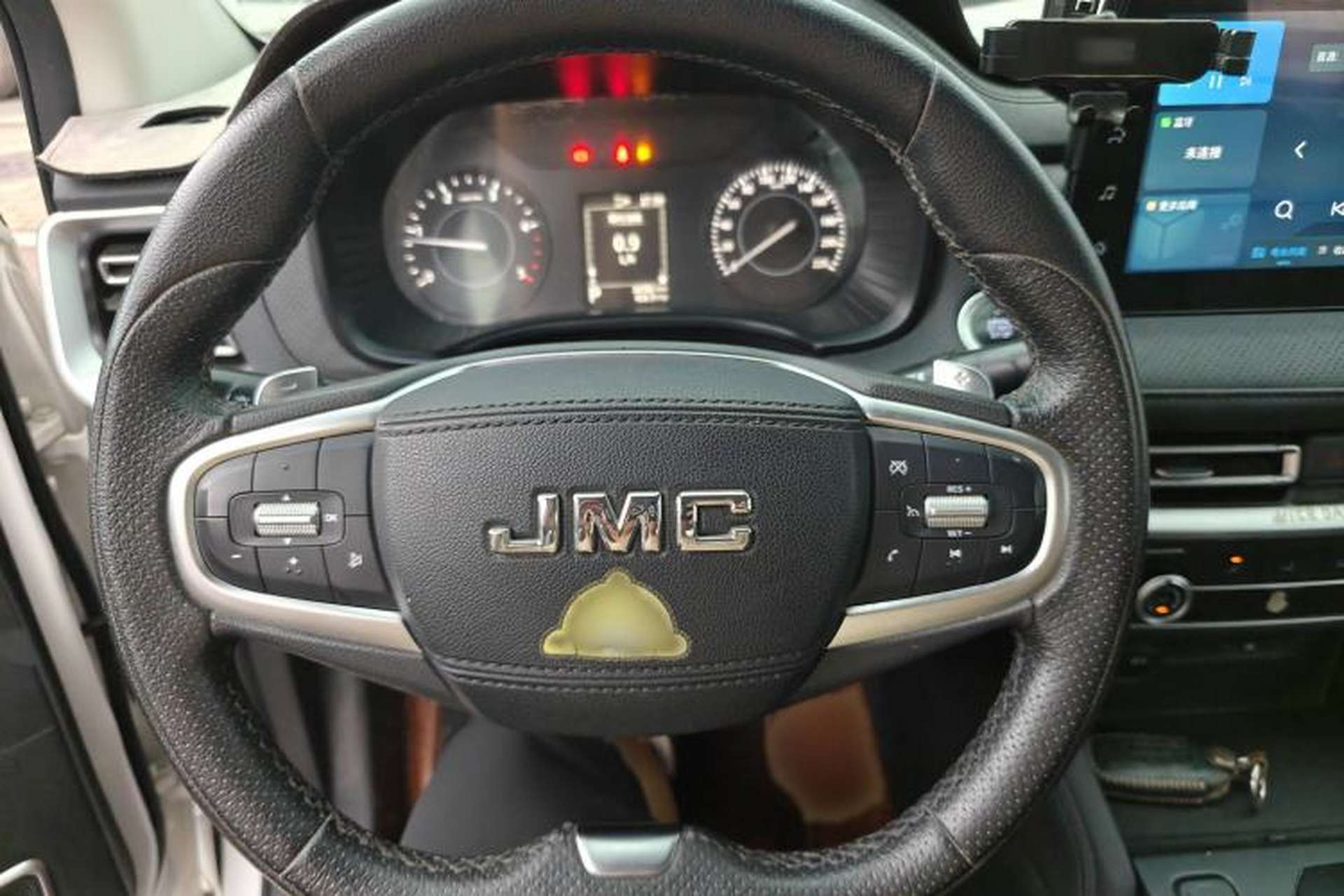 Used JMC Yuhu 7 2023 2.0T Automatic Diesel 4x4 Comfort Plus Long Wheelbase Steering Wheel