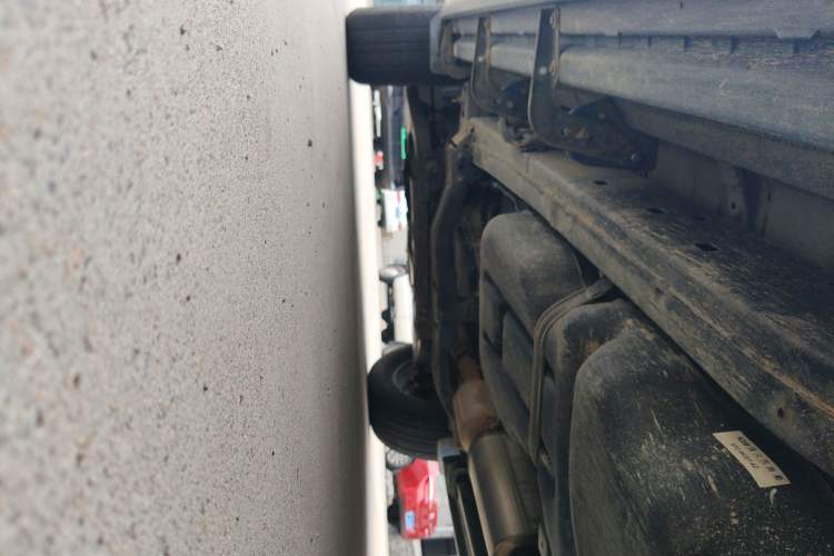 Used JMC Yuhu 9 2019 2.0T Automatic Gasoline Two-Wheel Drive Comfort Edition Chassis Rear Left