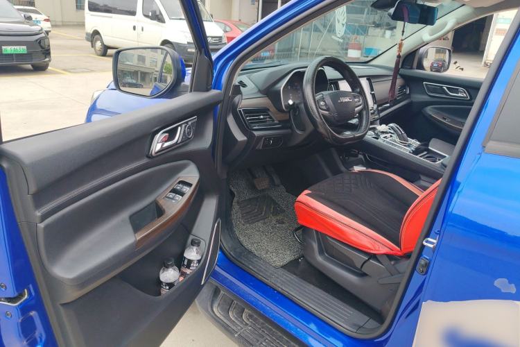 Used JMC Yuhu 9 2019 2.0T Automatic Gasoline Two-Wheel Drive Comfort Edition Driver Seat