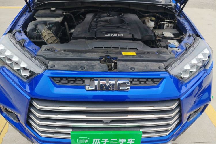 Used JMC Yuhu 9 2019 2.0T Automatic Gasoline Two-Wheel Drive Comfort Edition Engine Bay