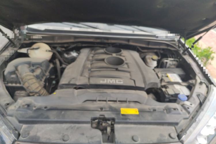 Used JMC Yuhu 9 2019 2.0T Automatic Gasoline Two-Wheel Drive Comfort Edition Engine Bay