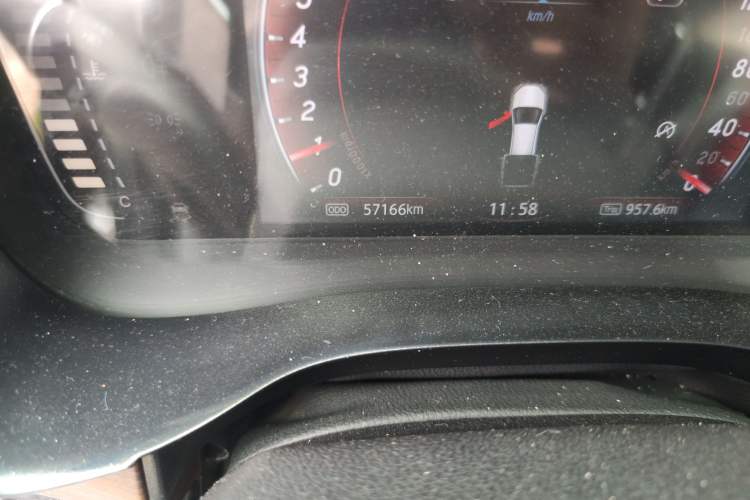 Used JMC Yuhu 9 2019 2.0T Automatic Gasoline Two-Wheel Drive Comfort Edition Odometer Close Up