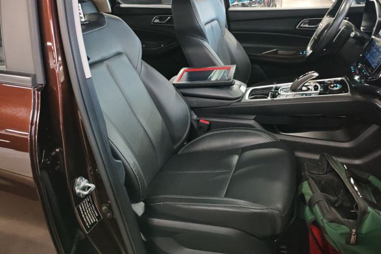 Used JMC Yuhu 9 2019 2.0T Automatic Gasoline 4x4 Comfort Edition Right Front Seat