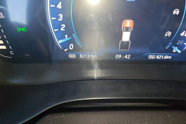 Used JMC Yuhu 9 2019 2.0T Automatic Gasoline 4x4 Comfort Edition Odometer Close Up