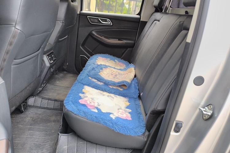 Used JMC Yuhu 9 2019 2.0T Manual Gasoline Two-Wheel Drive Comfort Edition Left Rear Seat