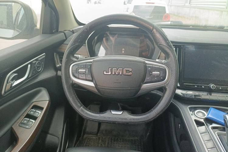 Used JMC Yuhu 9 2019 2.0T Automatic Gasoline Two-Wheel Drive Comfort Edition Steering Wheel