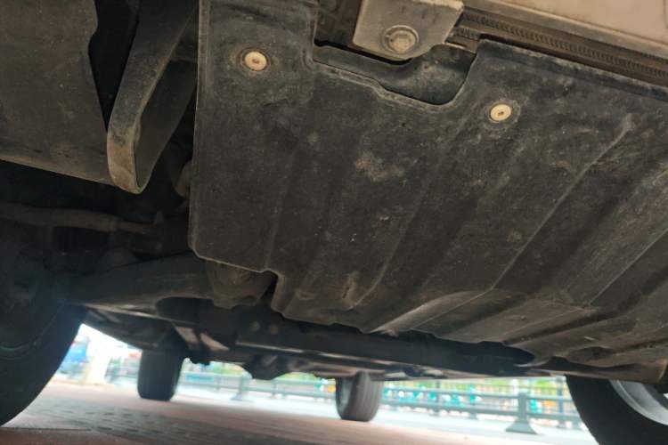 Used JMC Yuhu 9 2019 2.0T Manual Gasoline 4x4 Comfort Edition Chassis Front