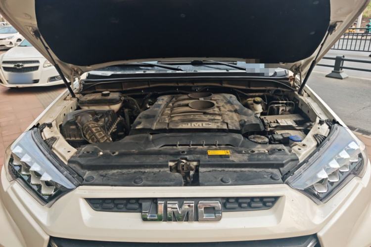Used JMC Yuhu 9 2019 2.0T Manual Gasoline 4x4 Comfort Edition Engine Bay