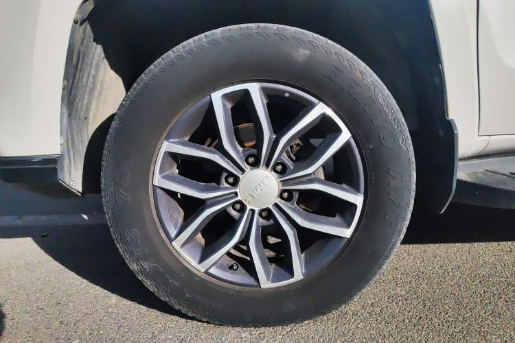 Used JMC Yuhu 9 2019 2.0T Automatic Gasoline Two-Wheel Drive Comfort Edition Exterior 7