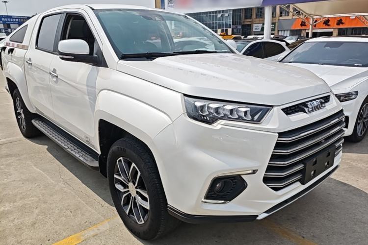 Used JMC Yuhu 9 2019 2.0T Manual Gasoline 4x4 Comfort Edition Front Right 45 Deg