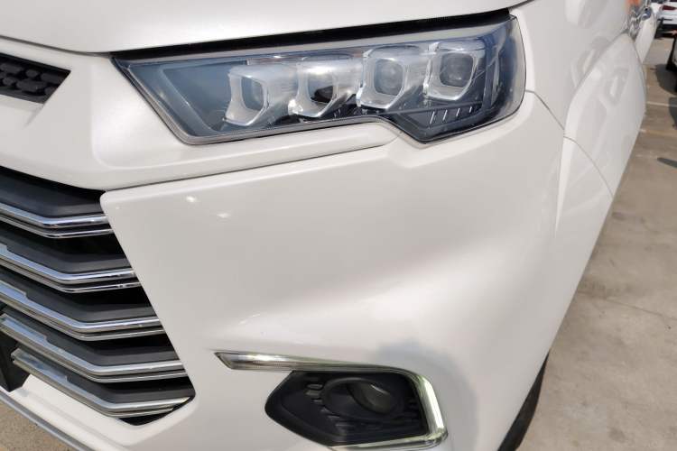 Used JMC Yuhu 9 2019 2.0T Manual Gasoline 4x4 Comfort Edition Left Front Headlight