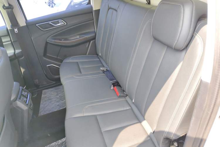 Used JMC Yuhu 9 2019 2.0T Manual Gasoline 4x4 Comfort Edition Left Rear Seat