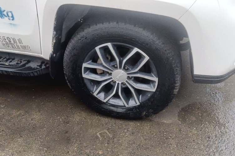 Used JMC Yuhu 9 2019 2.0T Manual Gasoline 4x4 Comfort Edition Right Front Wheel Hub