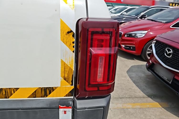 Used JMC Yuhu 9 2019 2.0T Manual Gasoline 4x4 Comfort Edition Right Rear Taillight