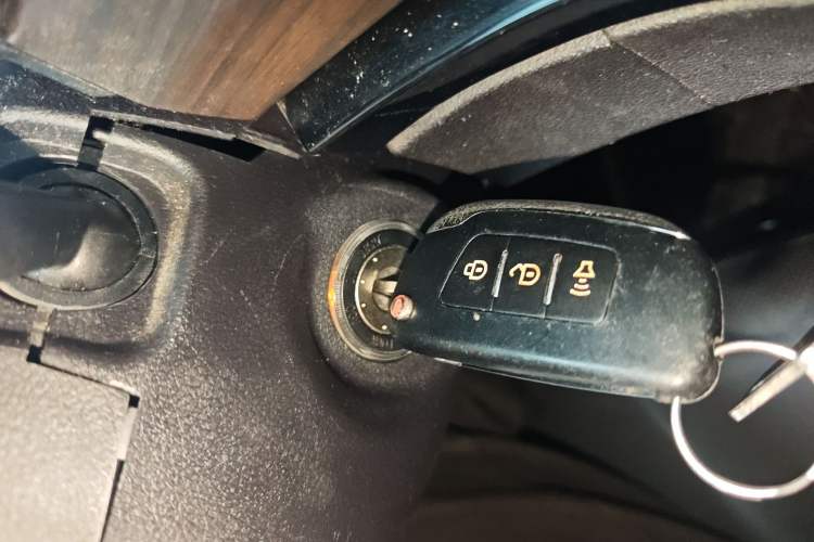 Used JMC Yuhu 9 2019 2.0T Manual Gasoline 4x4 Comfort Edition Vehicle Key