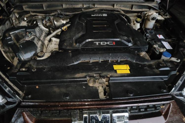 Used JMC Yuhu 9 2020 2.0T Automatic Diesel 4x4 Comfort Edition Engine Bay