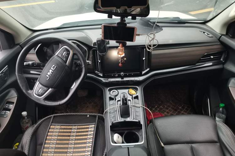Used JMC Yuhu 9  Center Console