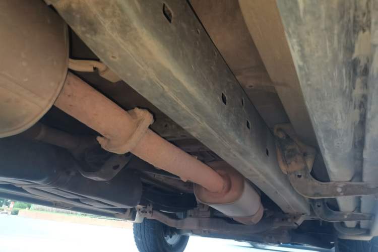 Used JMC Yuhu 9  Chassis Rear Right