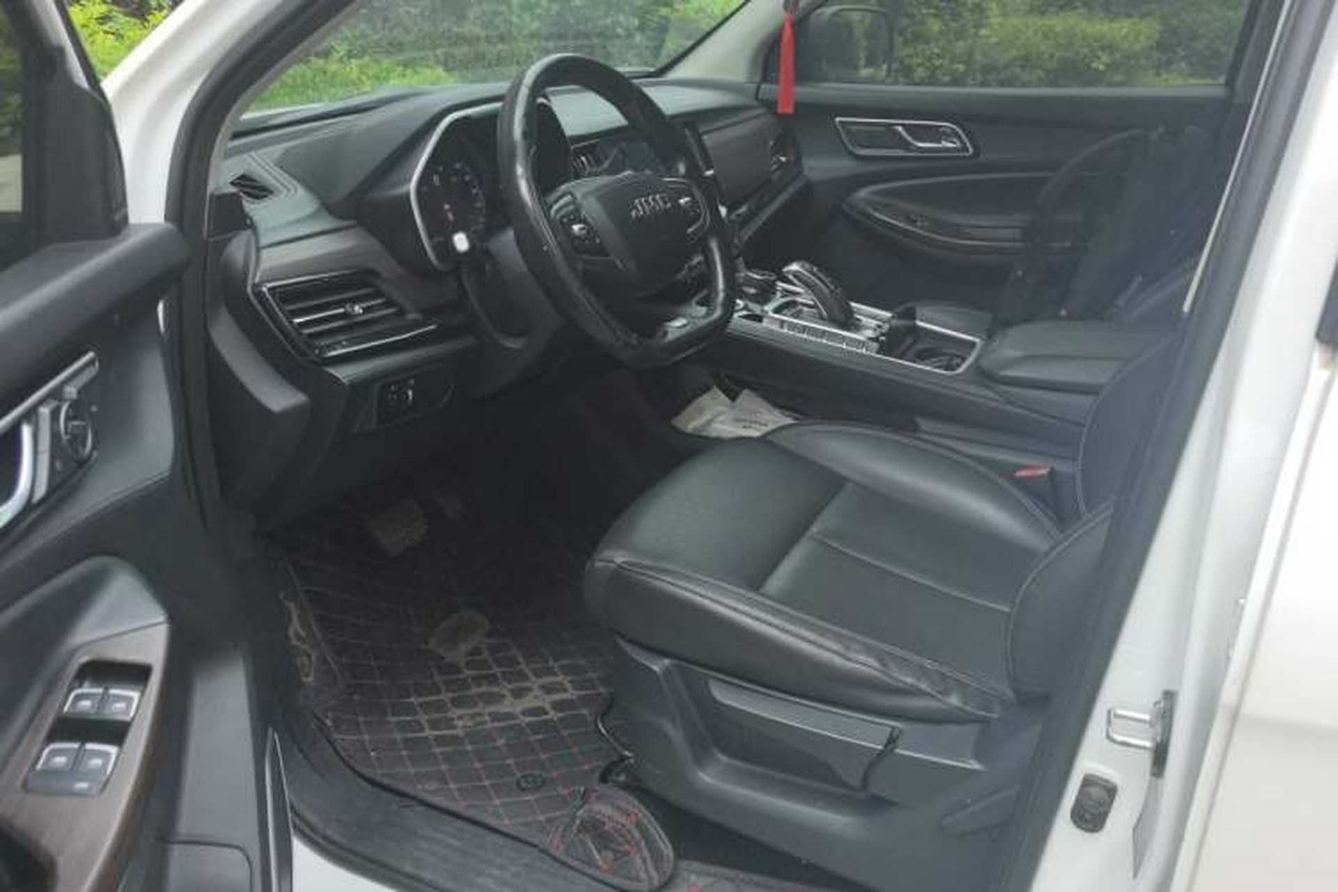 Used JMC Yuhu 9 2020 2.0T Automatic Diesel 4x4 Comfort Edition Driver Seat