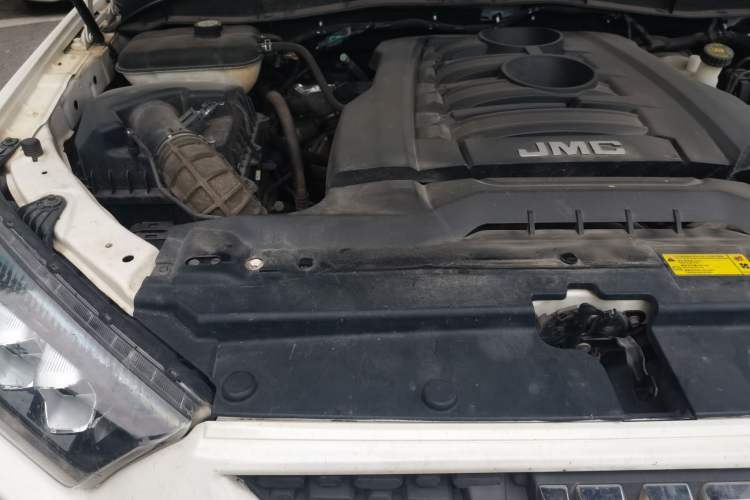 Used JMC Yuhu 9  Engine Bay Right
