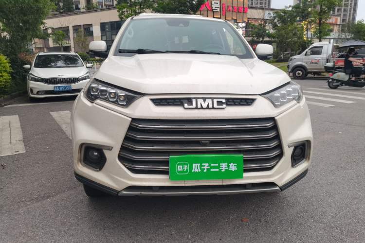 Used JMC Yuhu 9  Front