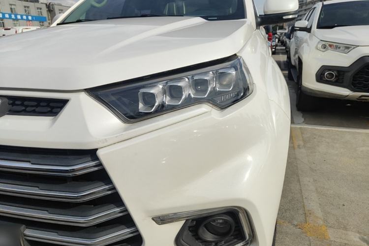Used JMC Yuhu 9  Left Front Headlight