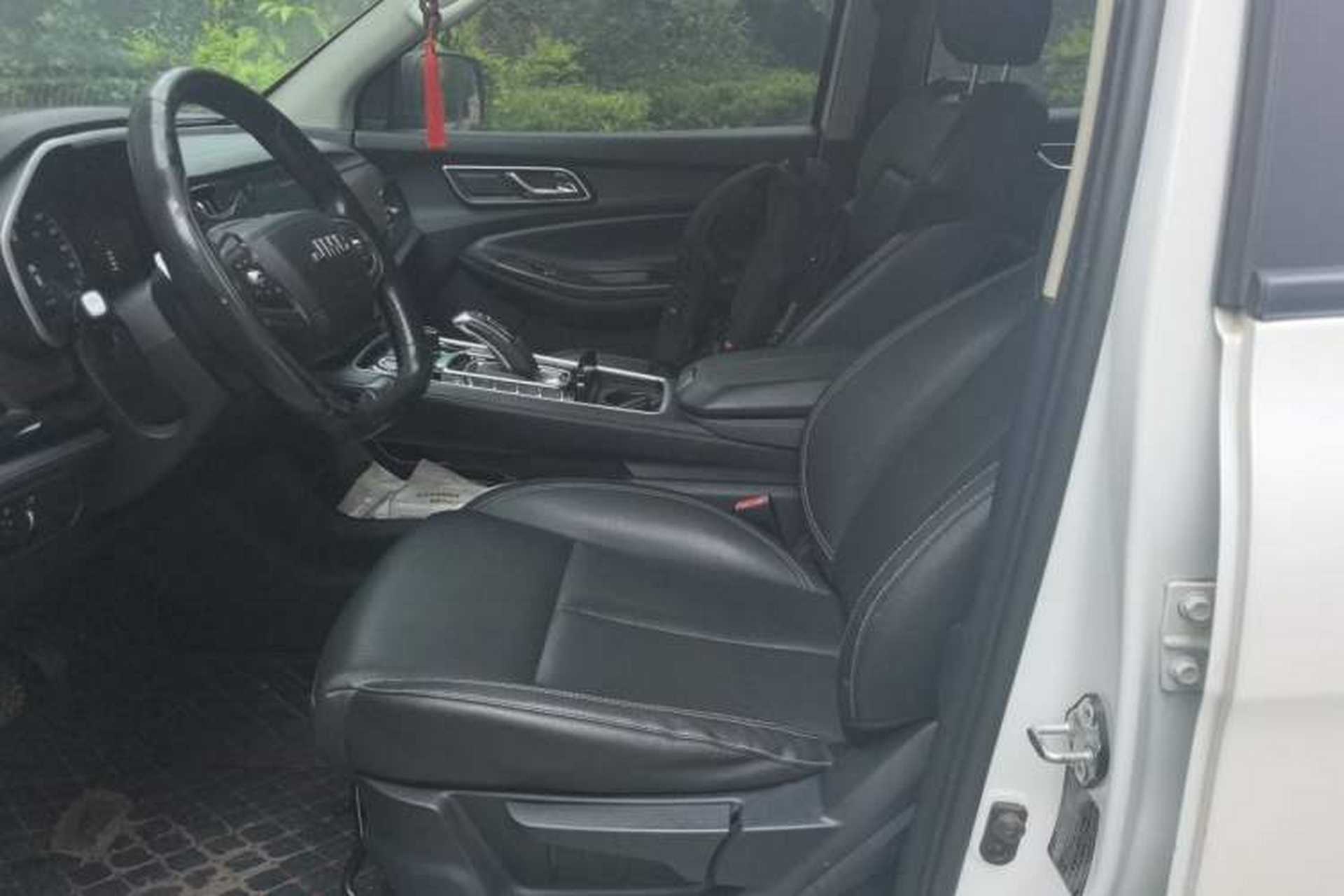 Used JMC Yuhu 9 2020 2.0T Automatic Diesel 4x4 Comfort Edition Left Front Seat
