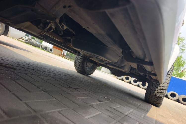 Used JMC Yuhu 9 2022 2.0T Automatic Diesel 4x4 Comfort Edition Chassis Front Left