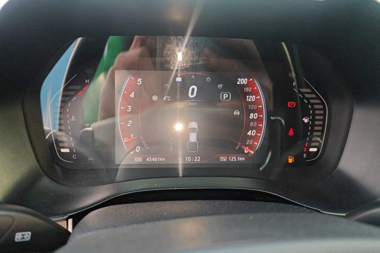 Used JMC Yuhu 9 2022 2.0T Automatic Diesel 4x4 Comfort Edition Instrument Cluster