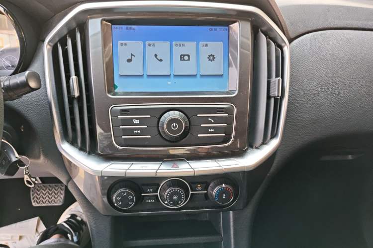 Used JMC Yuhu EV 2022 4x2 LX JX1032PSEF5BEV Audio And AC Panel