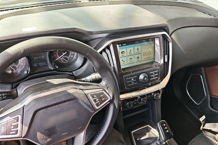 Used JMC Yuhu EV 2022 4x2 LX JX5032XXYPSE5BEV Center Console