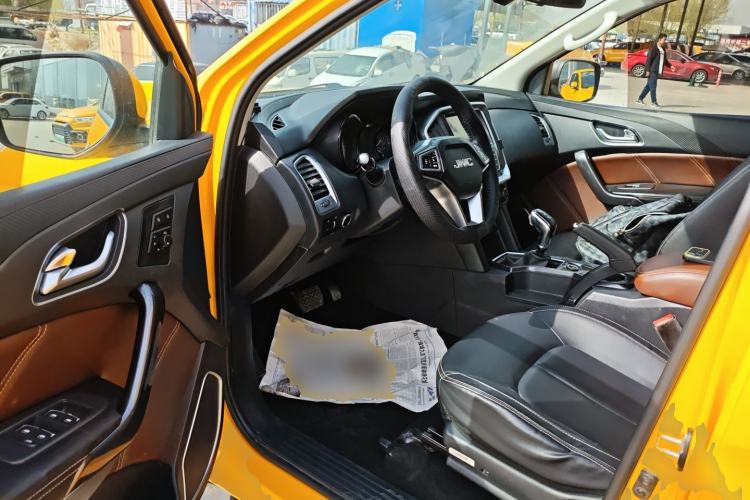 Used JMC Yuhu EV 2022 4x2 LX JX1032PSEF5BEV Driver Seat