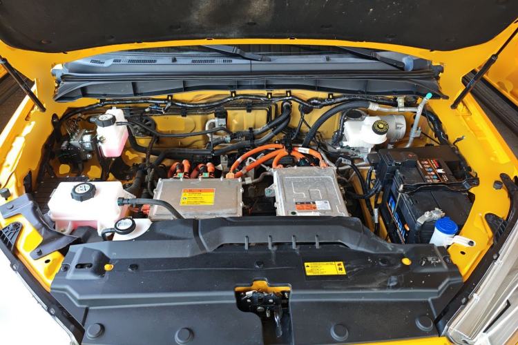 Used JMC Yuhu EV 2022 4x2 LX JX5032XXYPSE5BEV Engine Bay