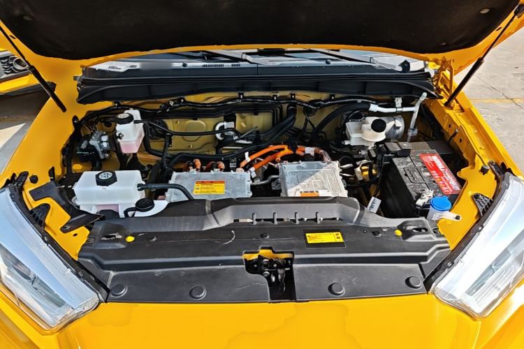Used JMC Yuhu EV 2022 4x2 LX JX5032XXYPSE5BEV Engine Bay