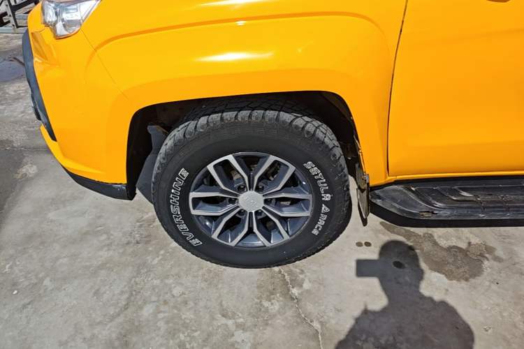 Used JMC Yuhu EV 2022 4x2 LX JX1032PSEF5BEV Left Front Wheel Hub