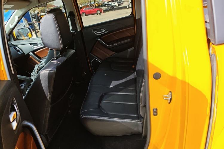 Used JMC Yuhu EV 2022 4x2 LX JX1032PSEF5BEV Left Rear Seat