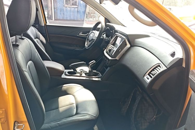 Used JMC Yuhu EV 2022 4x2 LX JX5032XXYPSE5BEV Right Front Seat
