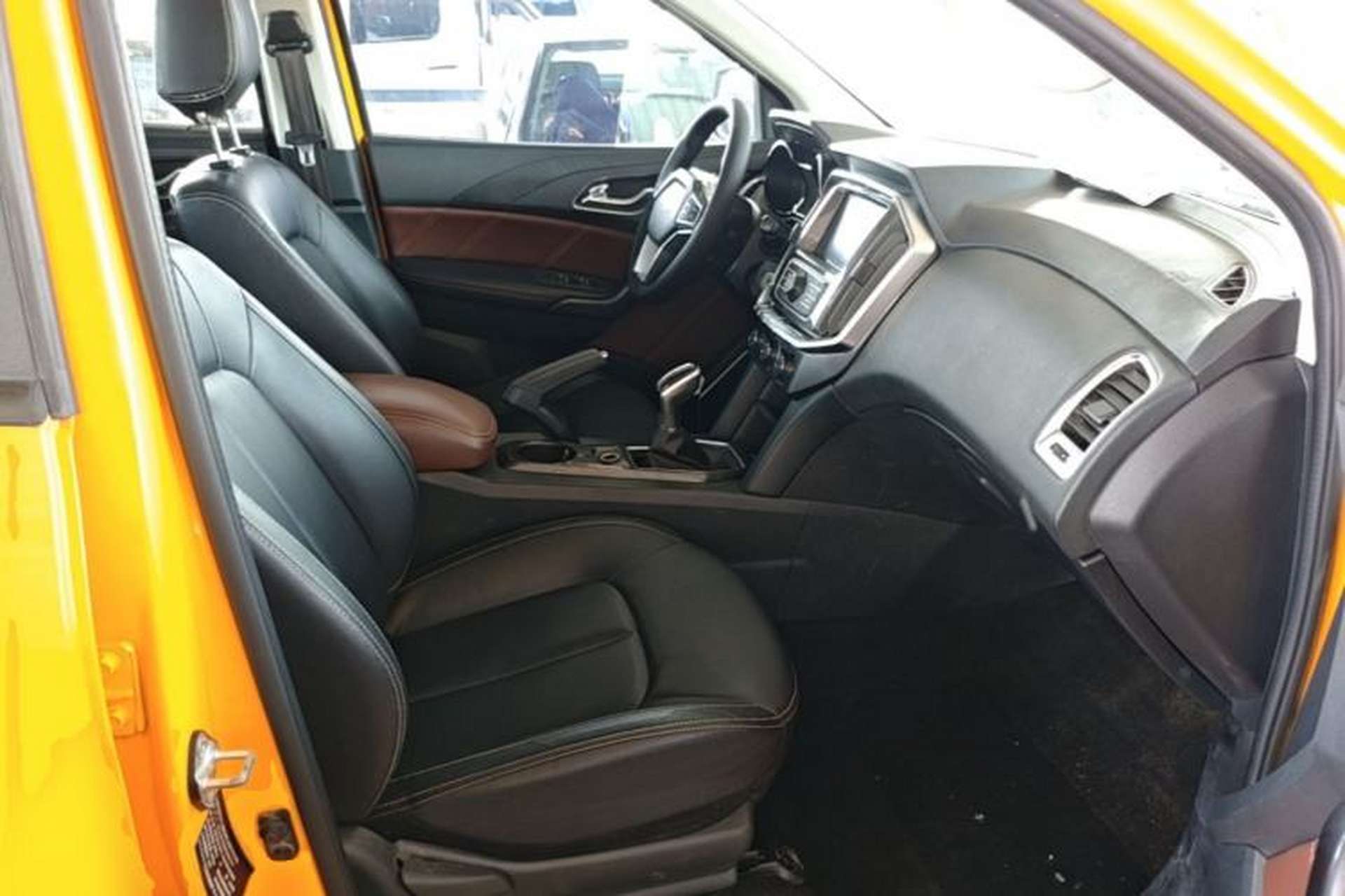 Used JMC Yuhu EV 2022 4x2 LX JX1032PSEF5BEV Right Front Seat