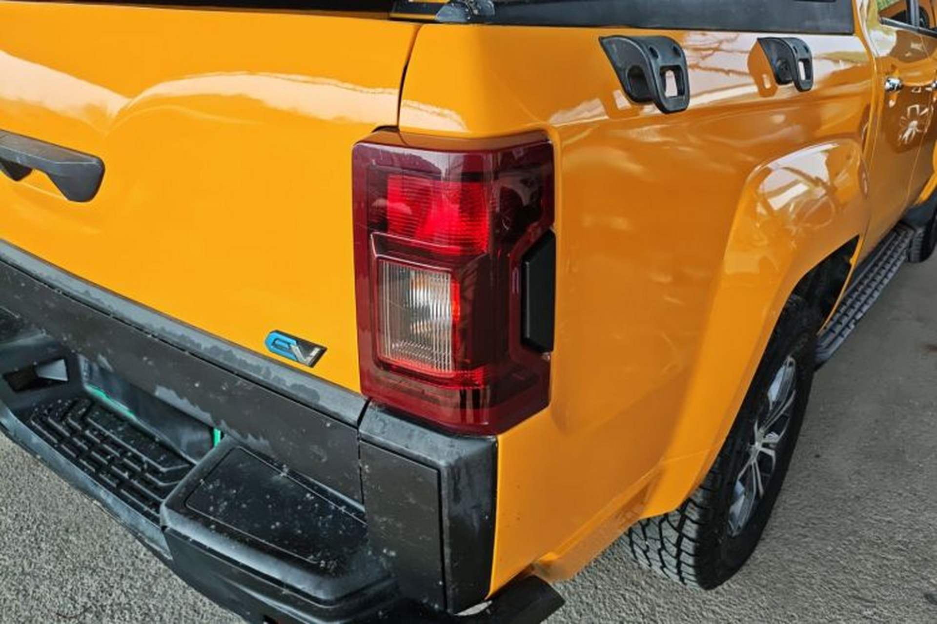 Used JMC Yuhu EV 2022 4x2 LX JX1032PSEF5BEV Right Rear Taillight