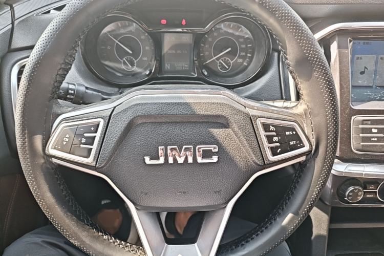 Used JMC Yuhu EV 2022 4x2 LX JX1032PSEF5BEV Steering Wheel