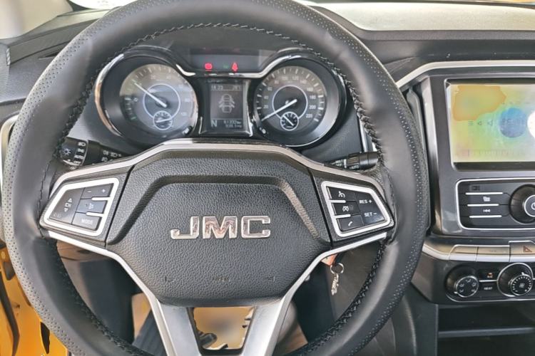 Used JMC Yuhu EV 2022 4x2 LX JX1032PSEF5BEV Steering Wheel