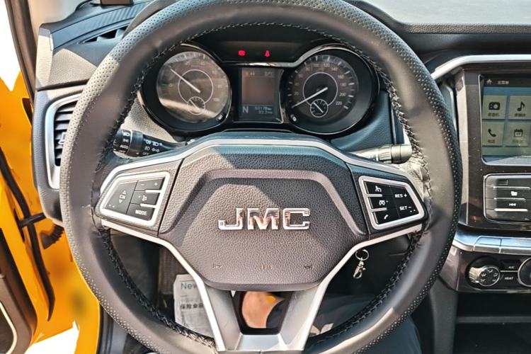 Used JMC Yuhu EV 2022 4x2 LX JX5032XXYPSE5BEV Steering Wheel