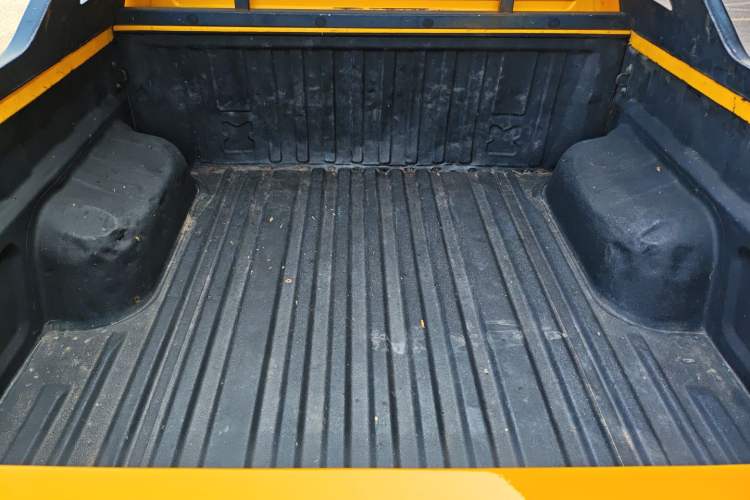 Used JMC Yuhu EV 2022 4x2 LX JX1032PSEF5BEV Trunk