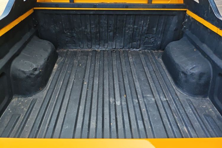 Used JMC Yuhu EV 2022 4x2 LX JX1032PSEF5BEV Trunk