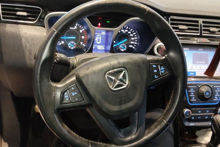 Used JMC Yusheng S330 2016 1.5L GTDi Automatic Two-Wheel Drive Comfort Edition Steering Wheel