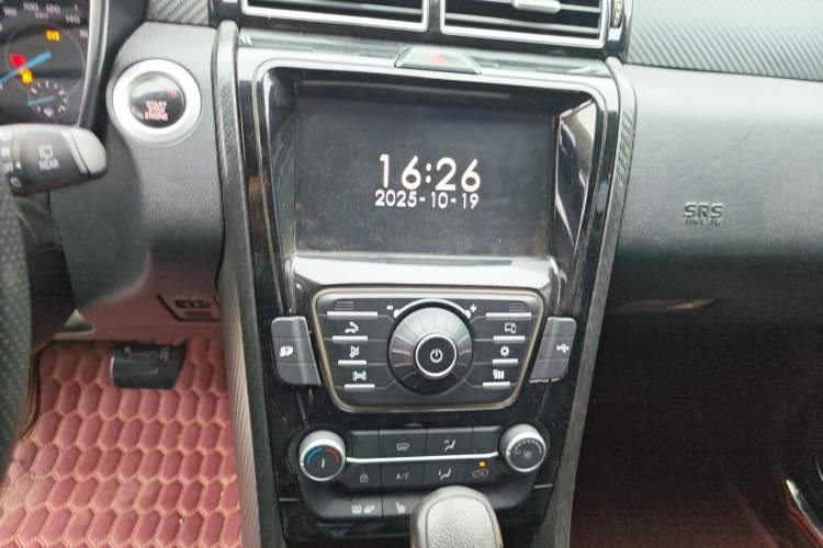 Used JMC Yusheng S330 2016 1.5L GTDi Automatic Two-Wheel Drive Prestige Edition Audio And AC Panel